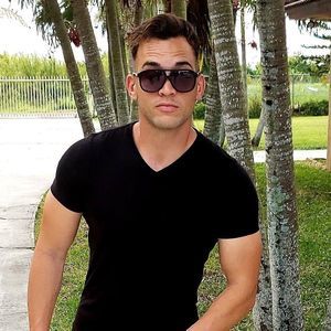 Meet your Posher, Edel